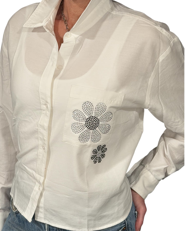 Sliver/Black Daisies White Boyfriend Shirt